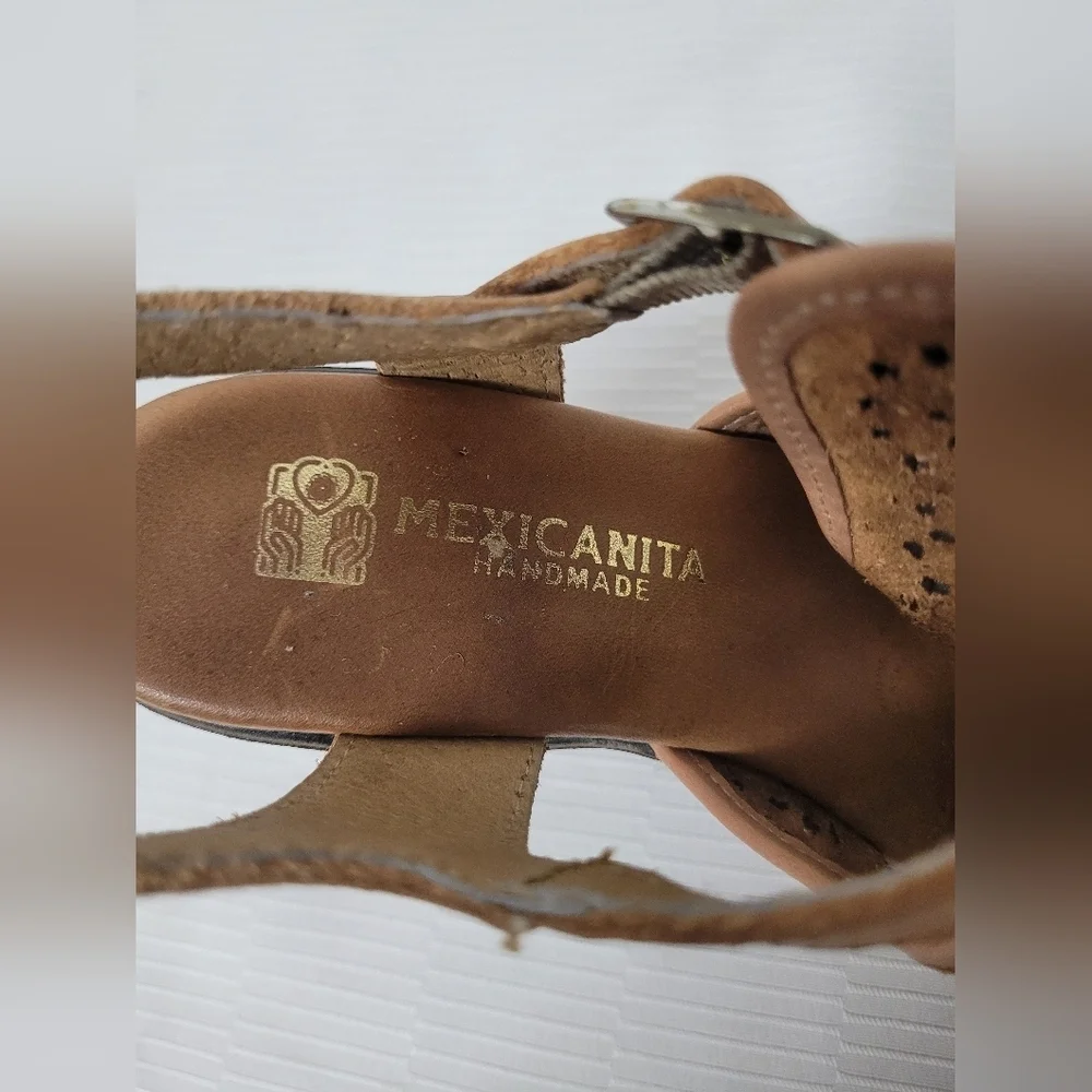 Mexicanita Hand Made Leather Floral Platform Sandals sz 7